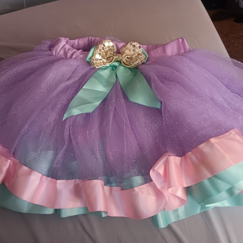 Girls Size Medium Purple Tulle Skirt with Bow, Kirei Sui Brand